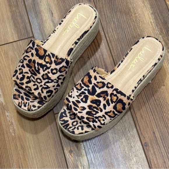 LULU’S Leopard Print Espadrille Platform Sandals Size 8 - Picture 12 of 13